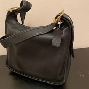 Vintage Coach Legacy Zip Style 9966